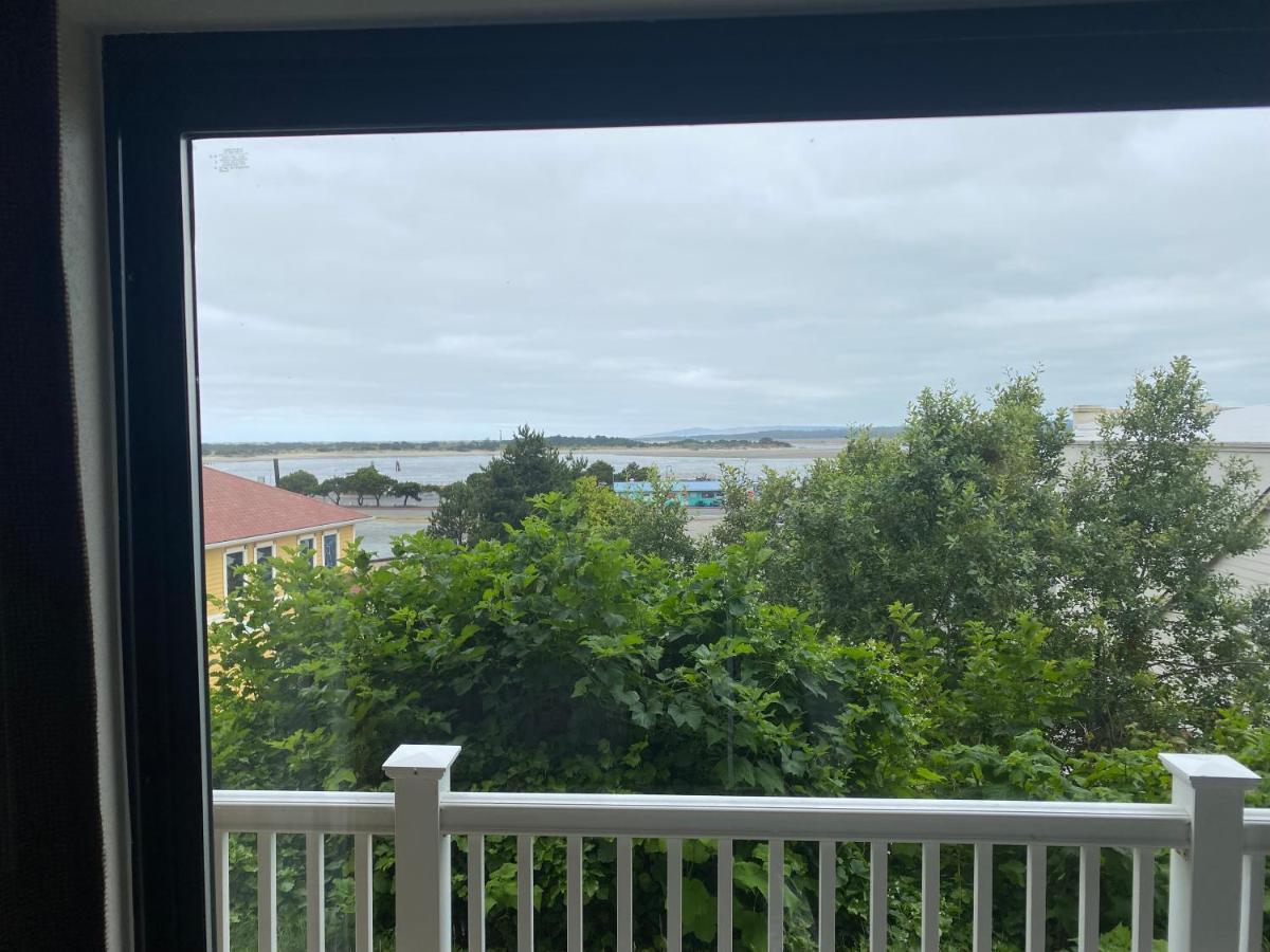 Bandon Inn Екстериор снимка